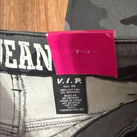 VIP Camouflage Cargo Pocket Straight Leg Jeans - Gray - Picture 9 of 11